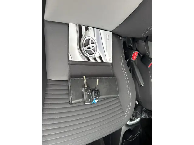 Toyota Yaris 1.0 VVT-i Comfort 2018 Benzine 18