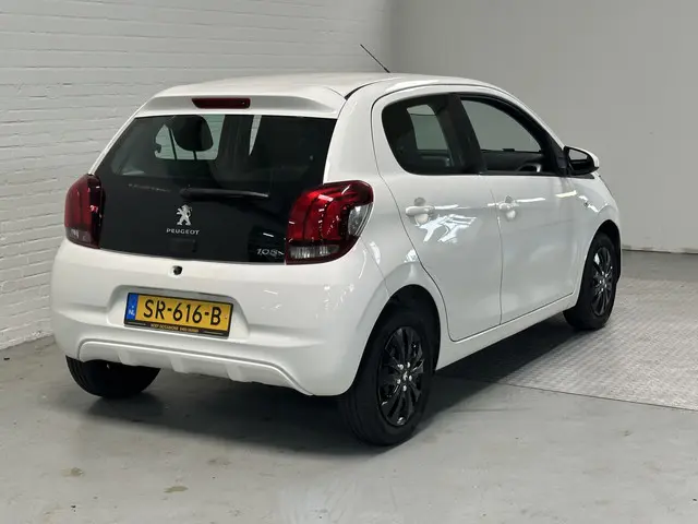Peugeot 108 1.0 e-VTi Active 2018 Benzine 10