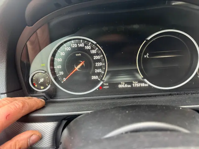 BMW 5 Serie 520i|Navi|Autom|Leer|Dak| 2013 Benzine 12