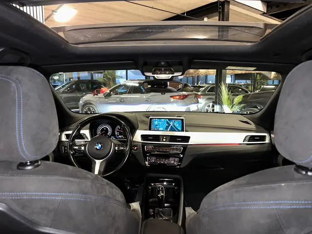BMW X2 SDrive18i|M Pakket|PANO|BOMVOL! 2019 Benzine 3