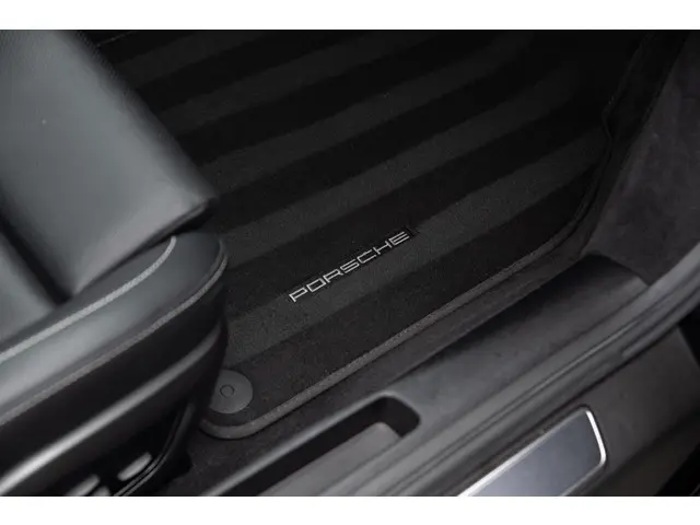 Porsche 911 3.8 Turbo 2021 Benzine 51