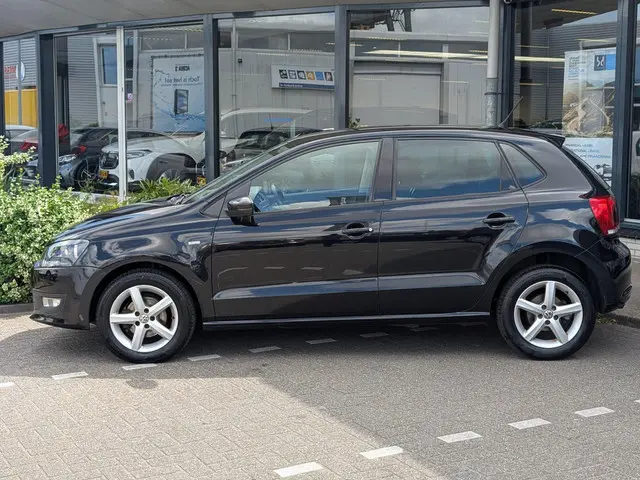Volkswagen Polo 1.2 TSI LIFE / DSG 2013 Benzine 3
