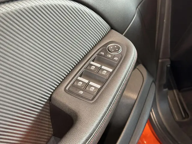 Renault Clio 1.3 TCe 130 R.S. Line 2020 Benzine 23