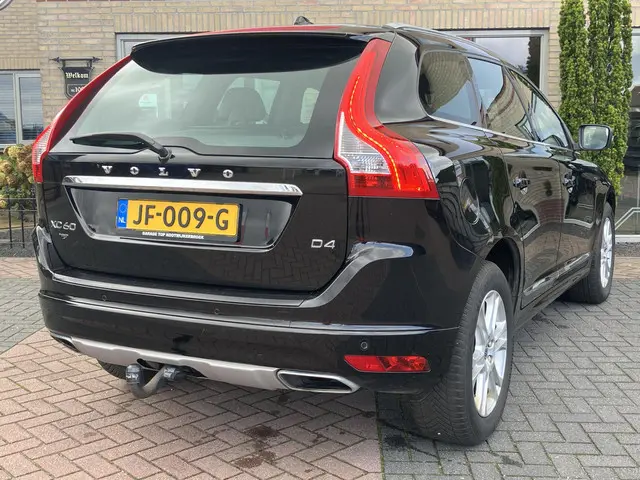 Volvo XC60 2.0 D4 FWD Ocean Race 2015 Diesel 13