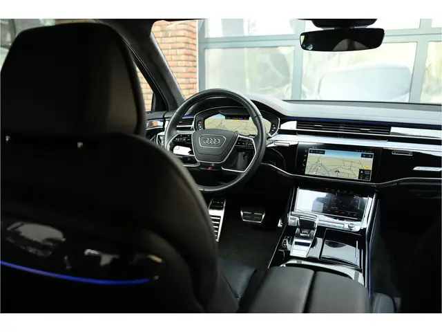 Audi S8 4.0 TFSI 571PK Quattro 2021 Benzine 4