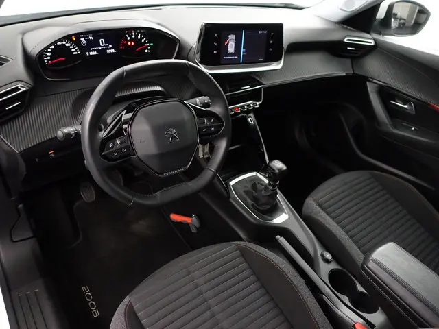Peugeot 2008 1.2 PureTech Active- 2022 Benzine 2