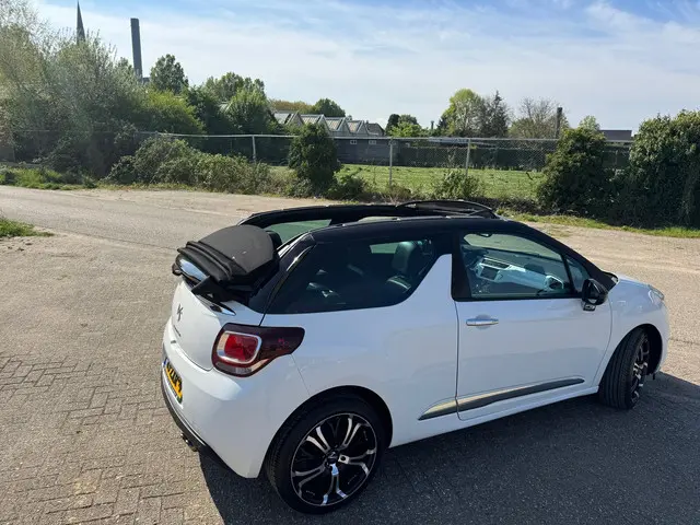Citroën DS3 Cabrio 1.6 THP Sport Chic 2013 Benzine 25