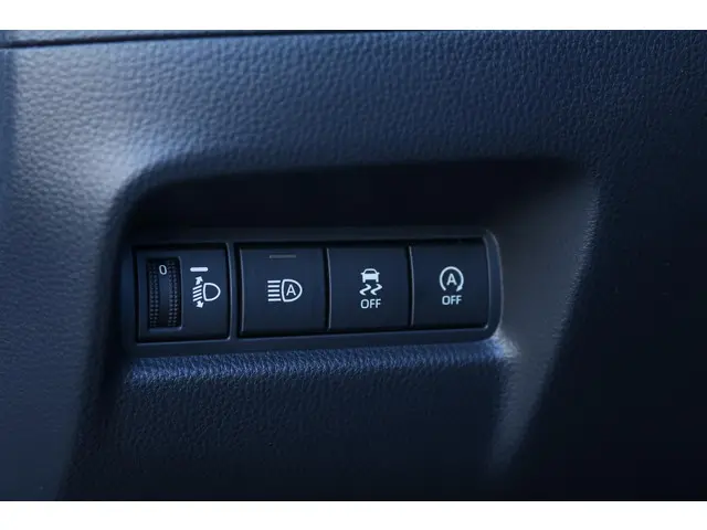 Toyota Aygo X 1.0 VVT-i MT play, 2025 Benzine 8