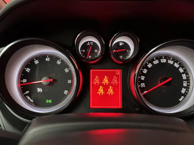 Opel Zafira Tourer 1.4 Cosmo 7p. 2014 Benzine 31