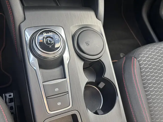 Ford Kuga 2.5 FHEV ST-Line 2025 Hybride Benzine 19