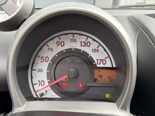 Peugeot 107 1.0 Active 2014 Benzine 18