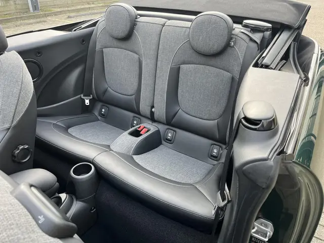 MINI Cooper Cabrio 2.0 John Works Chili 2017 Benzine 23