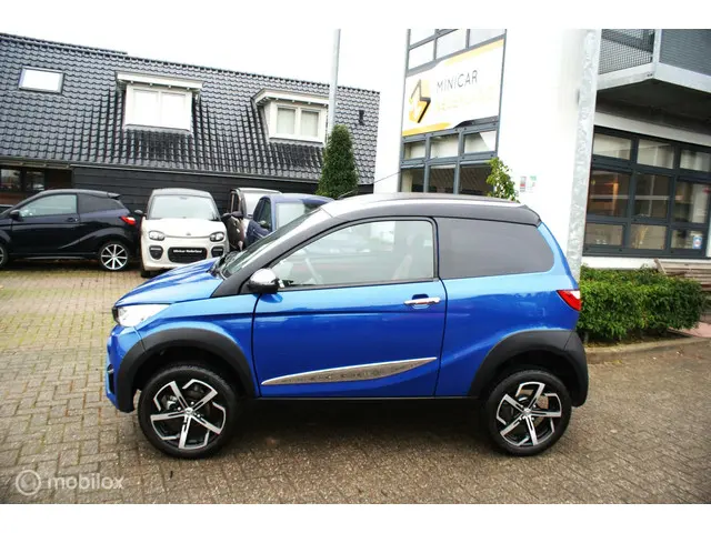 Aixam Crossover Brommobiel 2022 Diesel 2
