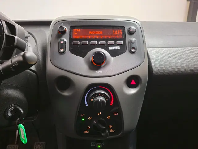 Peugeot 108 1.0 e-VTi Active 2020 Benzine 16