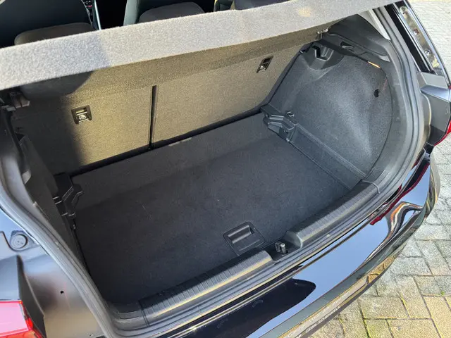 Volkswagen Polo 1.0 TSI Life Edition 2025 Benzine 9