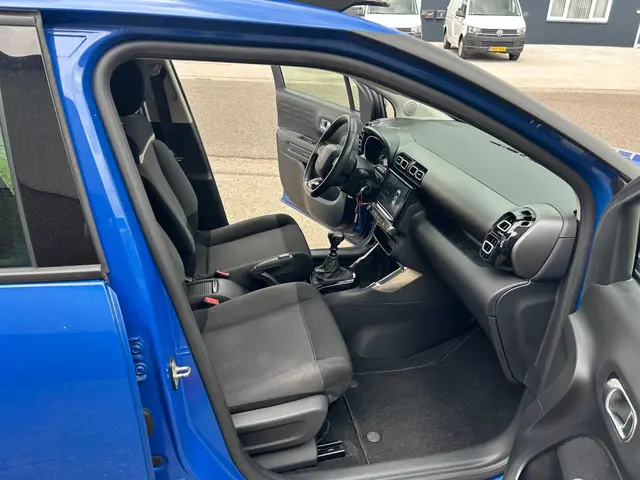 Citroën C3 Aircross 1.2 PureTech Shine 2021 Benzine 10