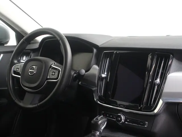 Volvo S90 T5 Momentum Intro Line 2017 Benzine 12
