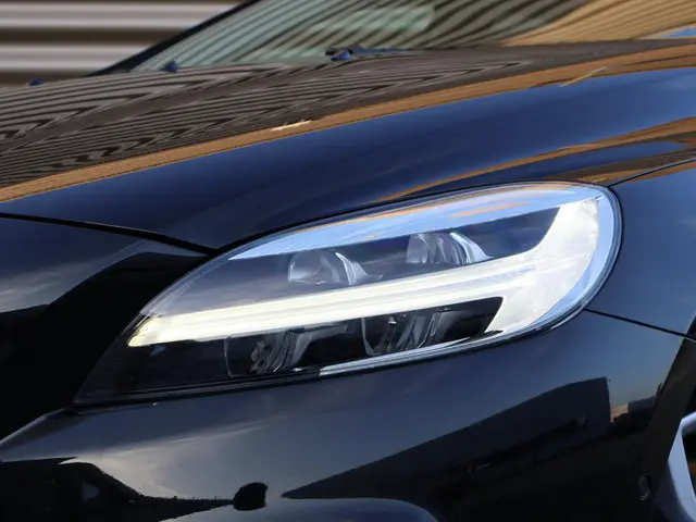 Volvo V40 Cross Country T3 Polar+ Luxury 2019 Benzine 15