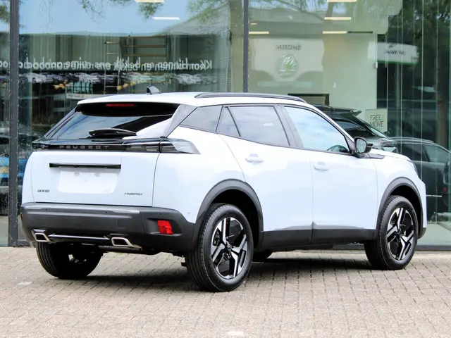 Peugeot 2008 1.2 Hybrid 110 Allure 2026 Hybride Benzine 5