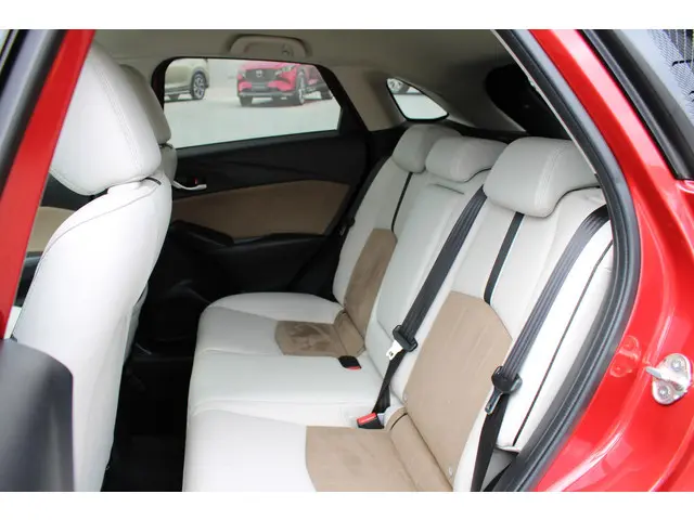 Mazda CX-3 2.0 SkyActiv-G 121 Luxury-Line 2021 Benzine 23