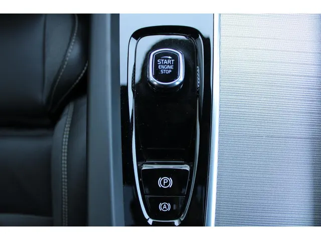 Volvo S60 2.0 B5 R-Design/pano/leer 2021 Hybride Benzine 28