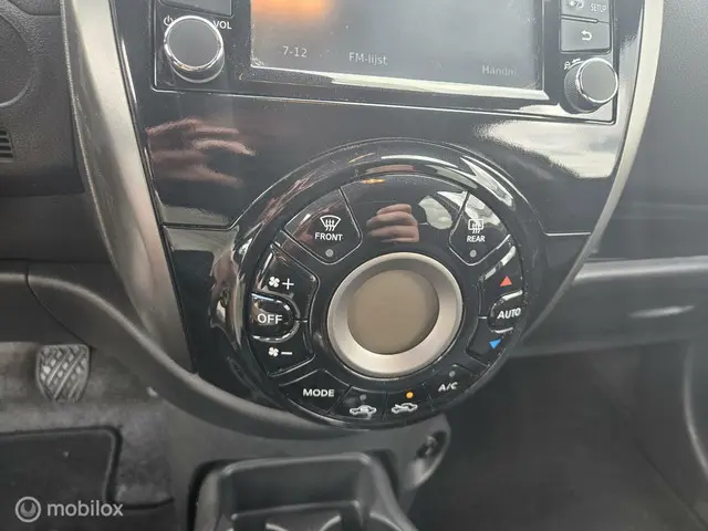 Nissan Micra 1.2 Connect Edition N-TEC 2017 Benzine 17