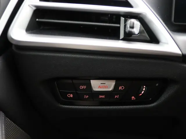 BMW i4 eDrive35 2025 Elektrisch 13