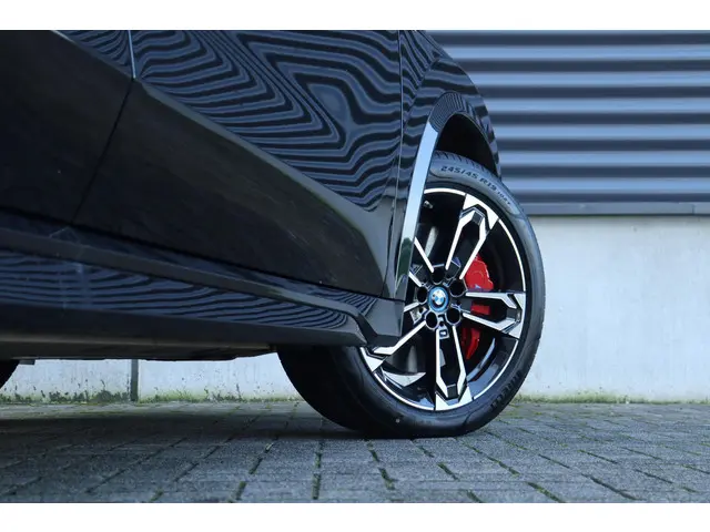 BMW iX1 eDrive20 2024 Elektrisch 7