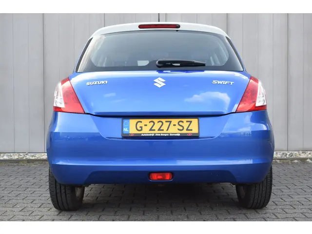 Suzuki Swift 1.2 Bandit EASSS 5Drs 2014 Benzine 14