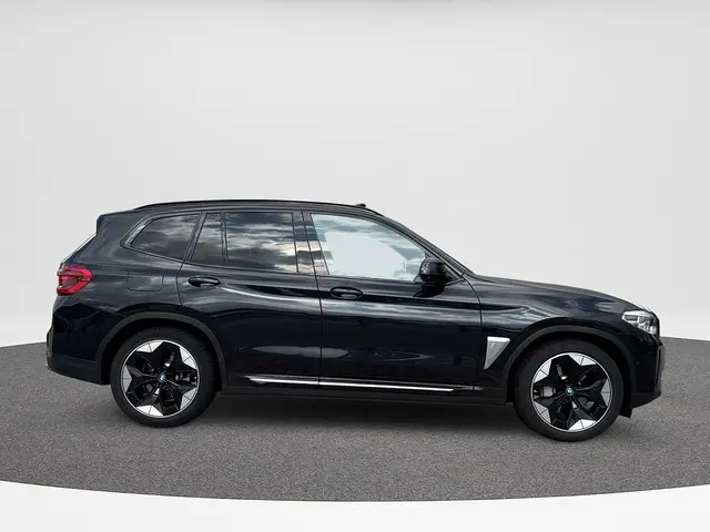 BMW iX3 High Executive 80 kWh 2021 Elektrisch 26