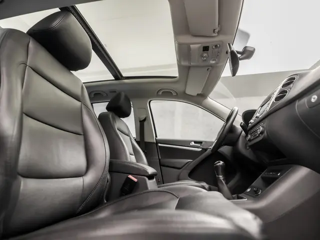 Volkswagen Tiguan 1.4 TSI Black Sport 2012 Benzine 8