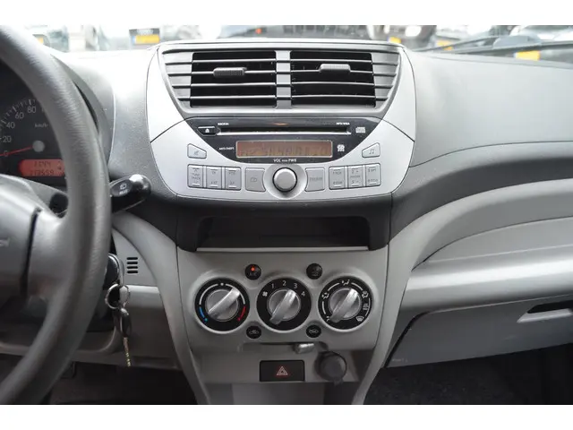 Nissan Pixo 1.0 Look | Airco | NAP | LMT Wielen 2012 Benzine 11