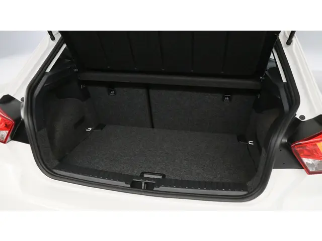 SEAT Ibiza 1.0 EcoTSI 95pk Style 2023 Benzine 38