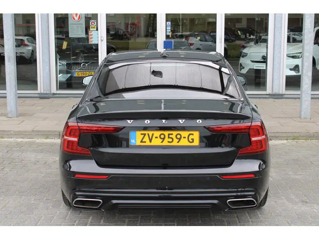 Volvo S60 T4 Automaat R-Design 2019 Benzine 6