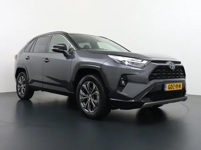 Toyota RAV4 2