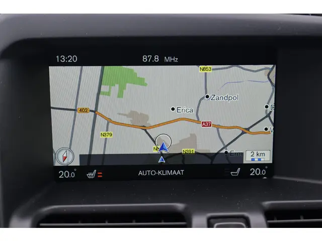 Volvo XC60 2.0 D3 FWD R-Design 2016 Diesel 4