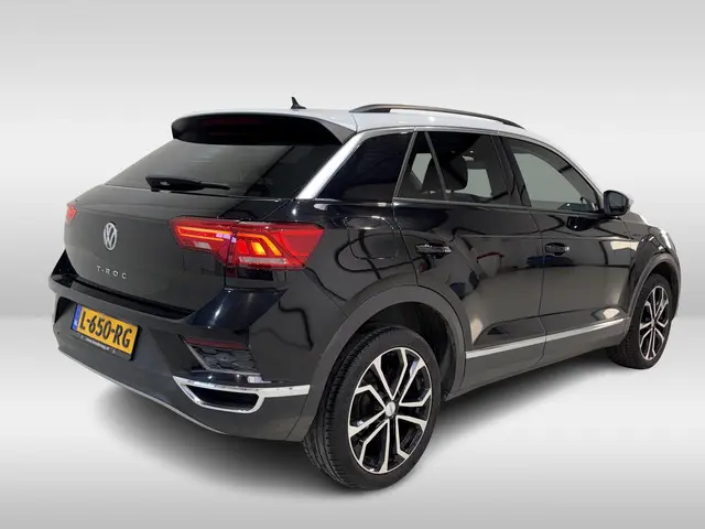 Volkswagen T-Roc 1.5 TSI 150pk Sport 2018 Benzine 4