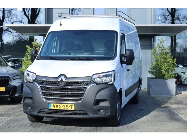 Renault Master T35 2.3 dCi 135 L2H2 Comfort 2022 Diesel 1