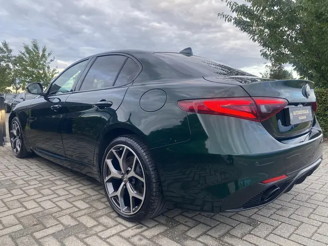Alfa Romeo Giulia 2.0 T AWD Veloce 2021 Benzine 25