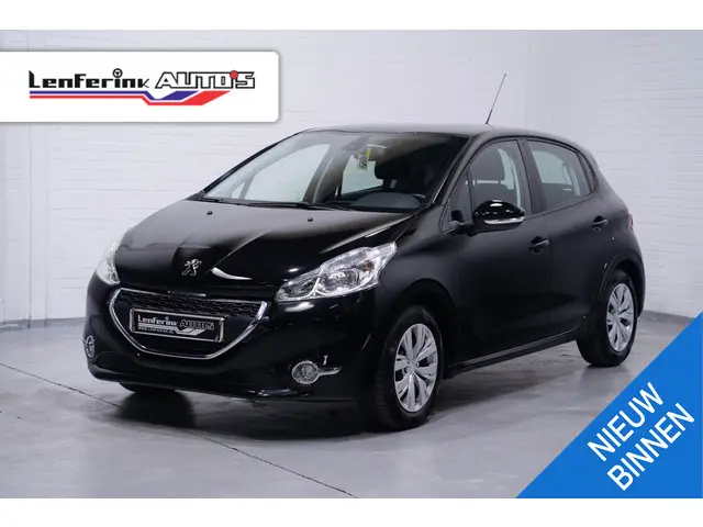 Peugeot 208 1.2 VTi Active 2012 Benzine