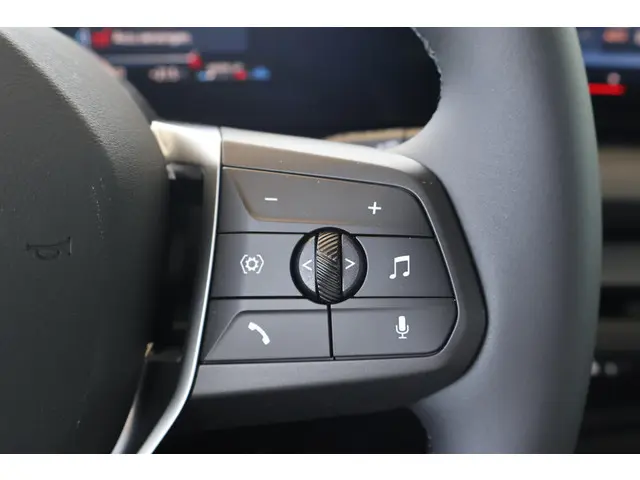 BMW 1 Serie 120 2025 Benzine 14