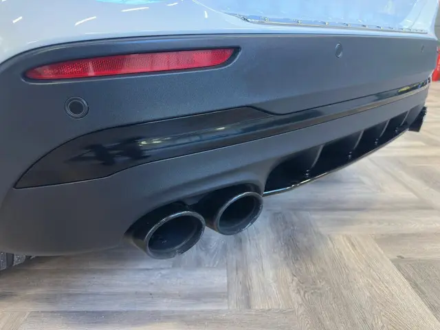 Mercedes-Benz GLA AMG 45 4MATIC+ 2021 Benzine 19