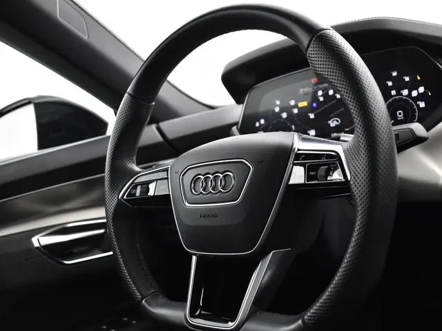 Audi e-tron GT 476pk Competition 93 kWh 2022 Elektrisch 26
