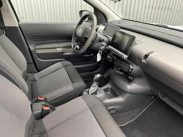 Citroën C4 Cactus 1.2 PureTech Business 2015 Benzine 17