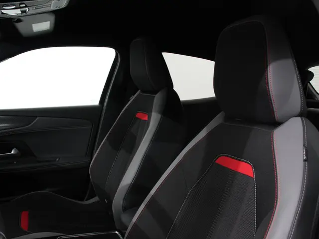 Opel Mokka-e Ultimate 50-kWh 2023 Elektrisch 23