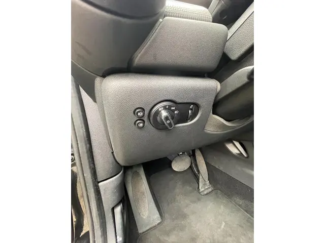 MINI Cooper Mini 1.5 Chili Serious Business 2015 Benzine 10