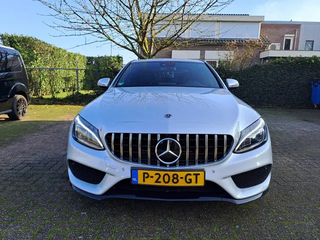 Mercedes-Benz C-Klasse 300 Prestige 2017 Benzine 10