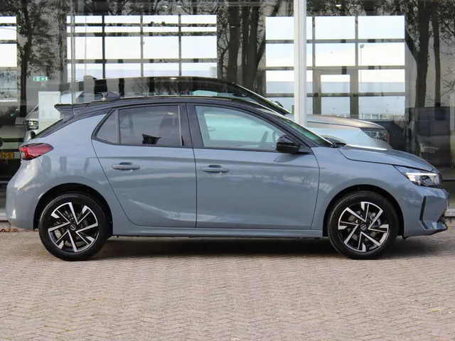 Opel Corsa 1.2 Turbo Hybrid GS 2025 Hybride Benzine 21