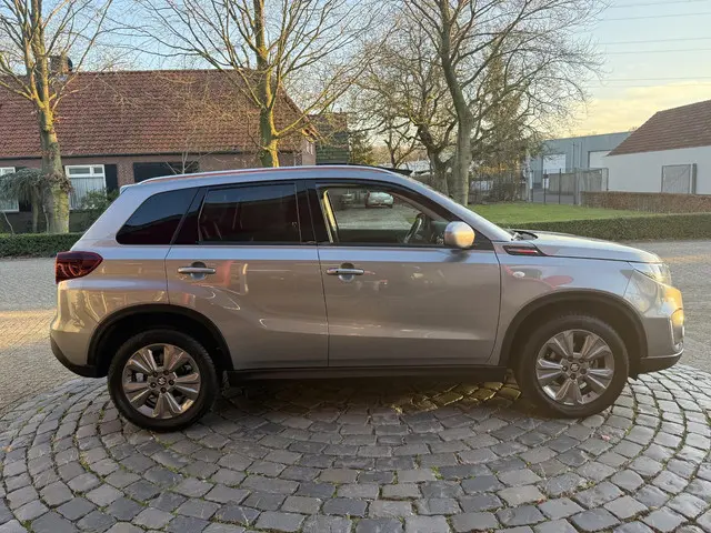 Suzuki Vitara 1.5 Hybrid Select 2023 Hybride Benzine 5