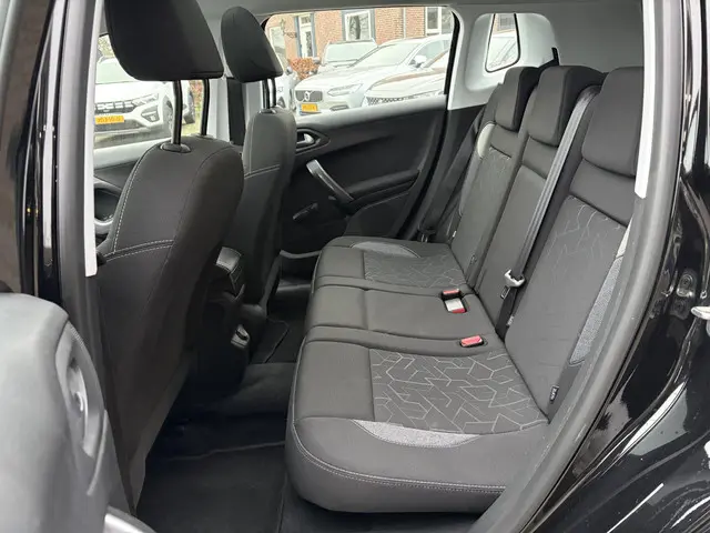 Peugeot 2008 1.2 PureTech Blue Lion 2018 Benzine 20